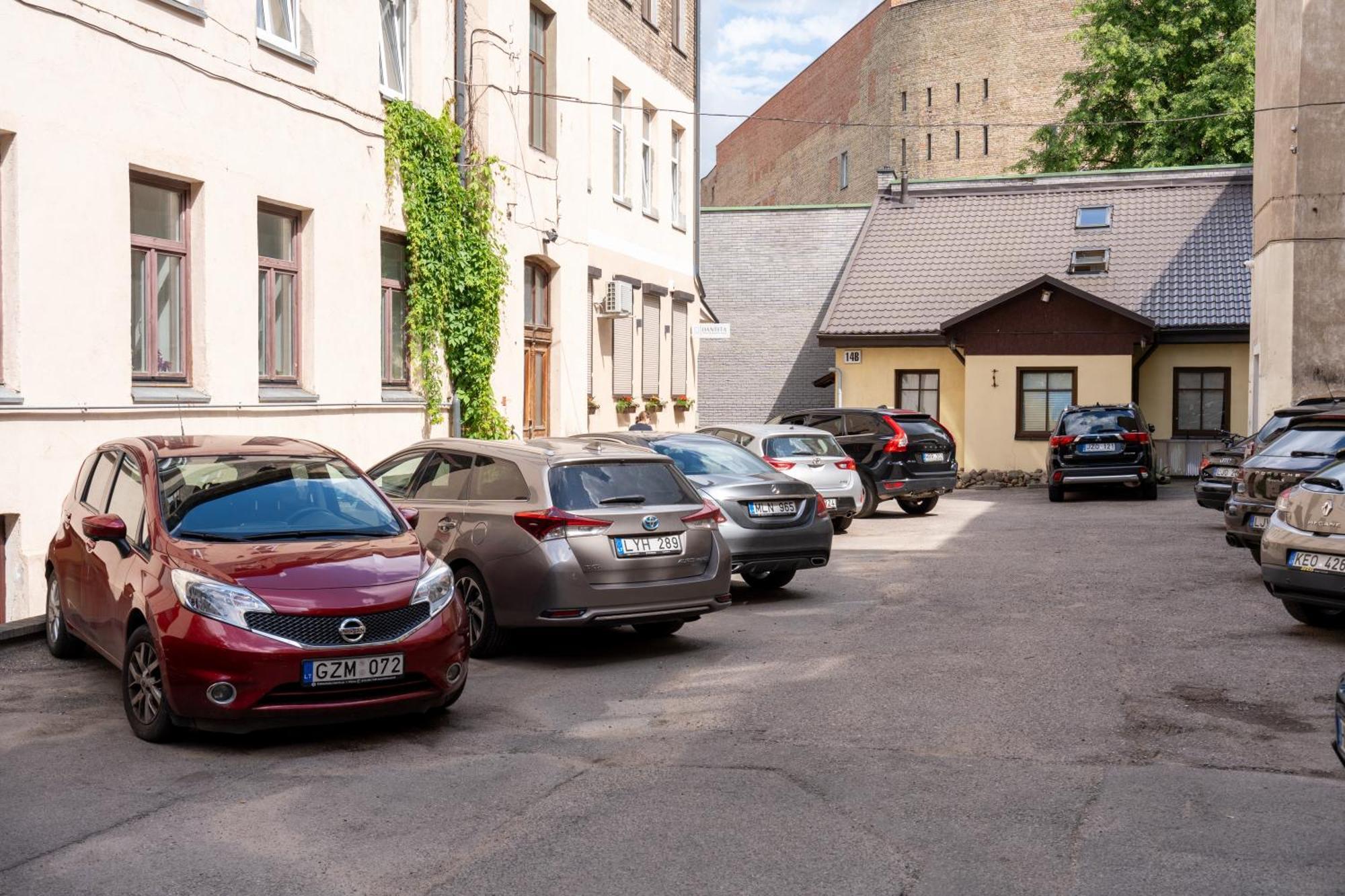 Cozy Suite With Inner Yard Vilnius Ngoại thất bức ảnh